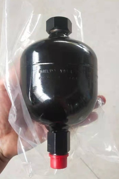 蓄能器氣囊的技術創新與工程應用解析